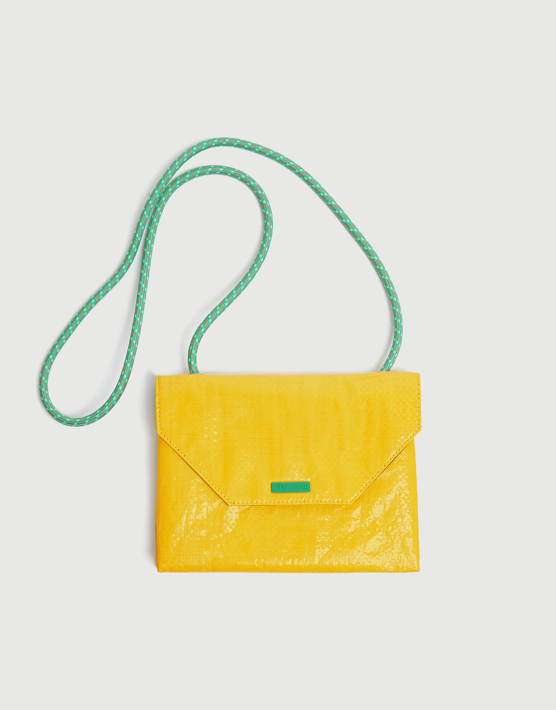 PULL AND BEAR 4046014090